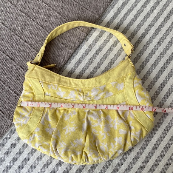 Old Navy Shoulder Bag 🌼 - Picture 7 of 8